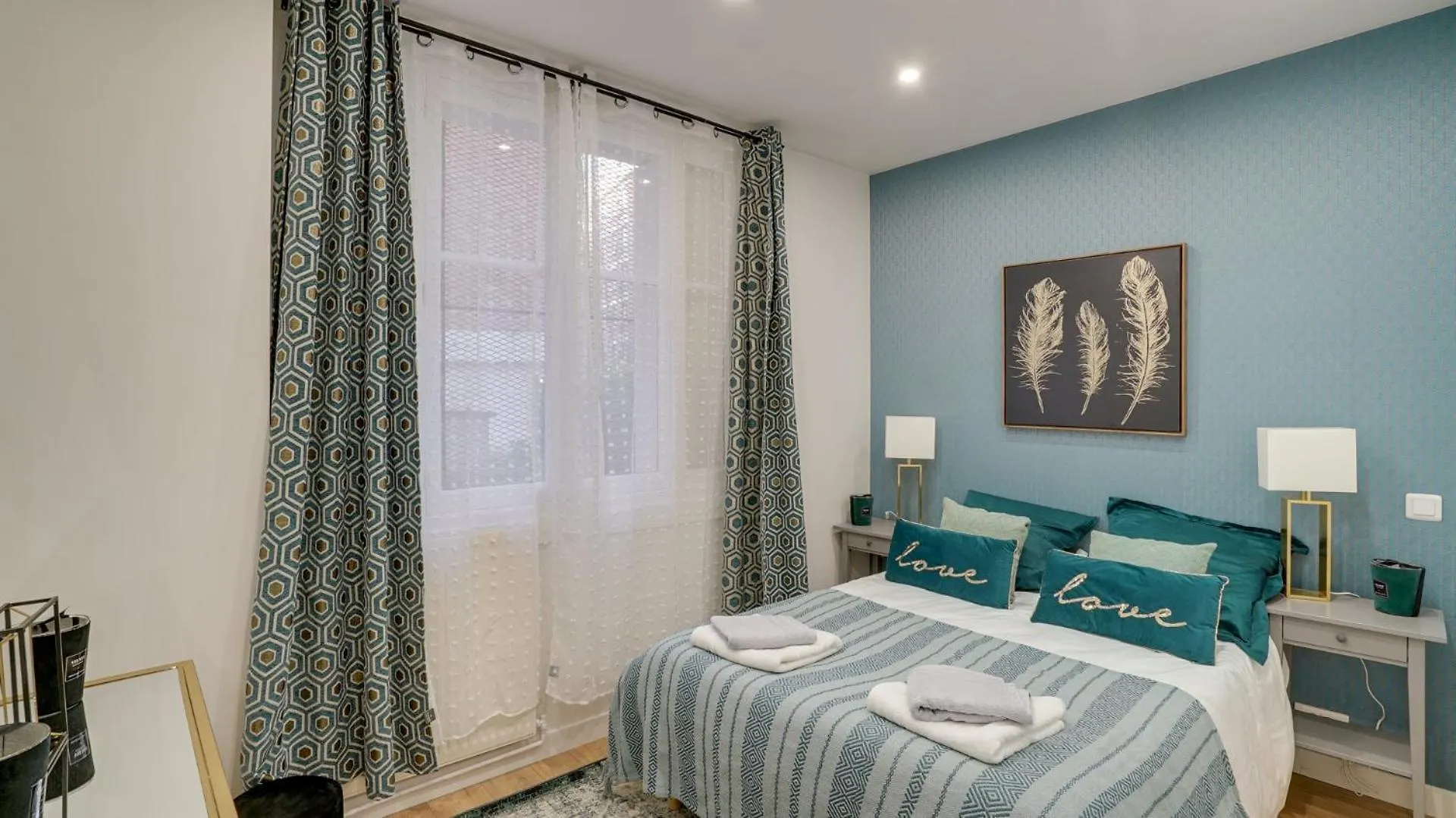 144 Bebesse - Superbe A Paris